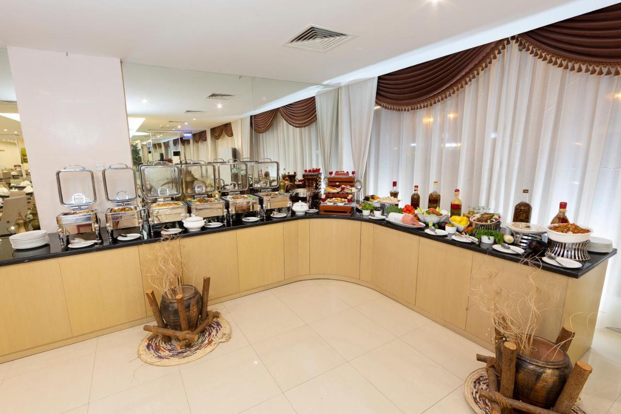 Nova Park Hotel Sardzsa Kültér fotó