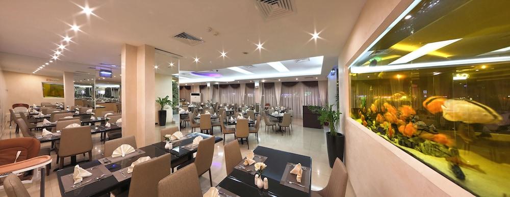 Nova Park Hotel Sardzsa Kültér fotó